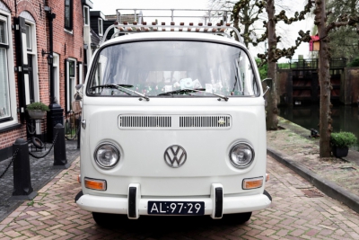 Volkswagenbus Miss White